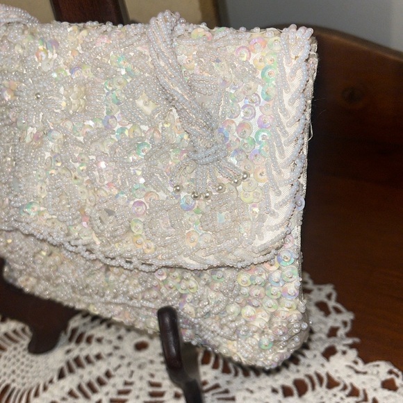 C Vivant & Sarnie Vintage Mid-Century Classic Iridescent Peal and Sequins Purse - Picture 2 of 14